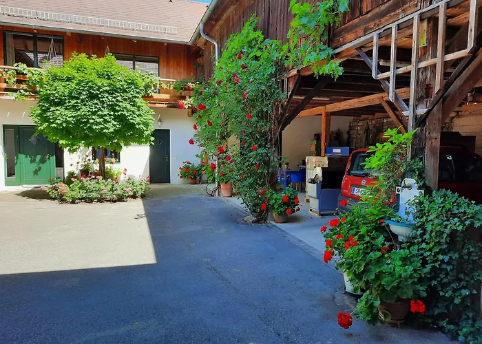 Loftartige In Mit Schwimmteich Appartement Scheibbs